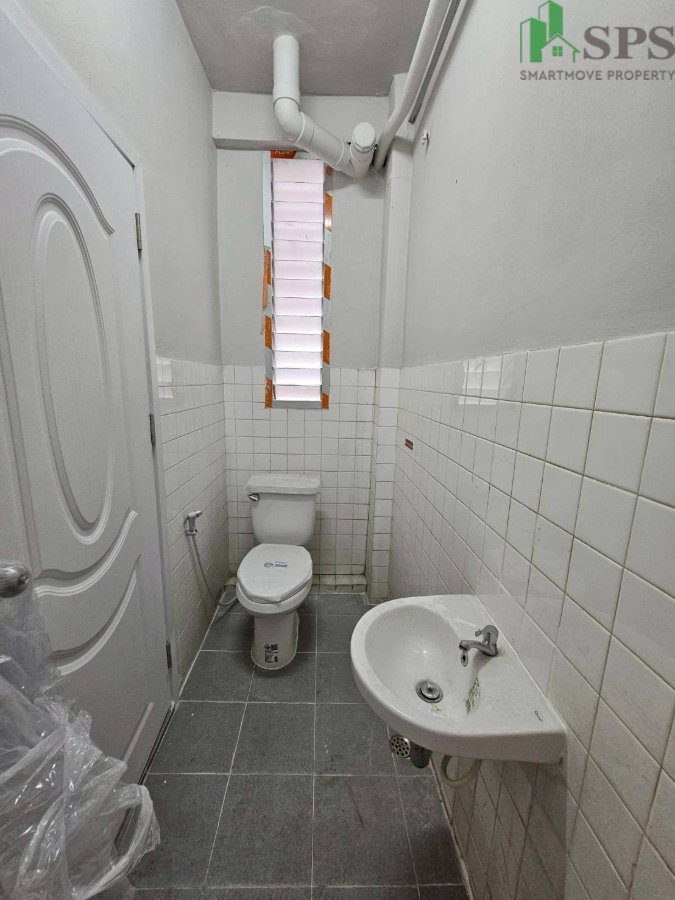 รูป อาคารพาณิชย์รีโนเวทใหม่ 2 คูหา ติดถนนใหญ่เทพารักษ์ ใกล้ BTS สำโรง (SPSP650) - รูปที่ 10/20