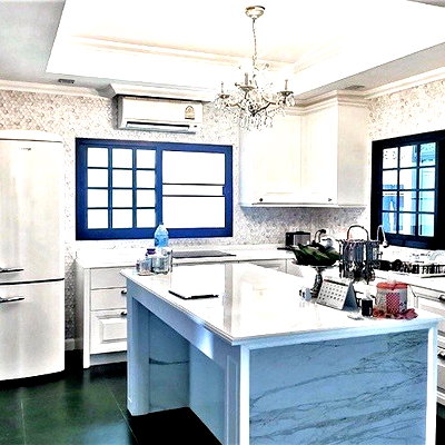 Houses for sale Mahamakut Buddhist University : LTH5203 – House FOR SALE in Sathorn 4 beds 4 baths size 300 Sq.M. Nearby BTS Chong Nonsi station ONLY 45 MB