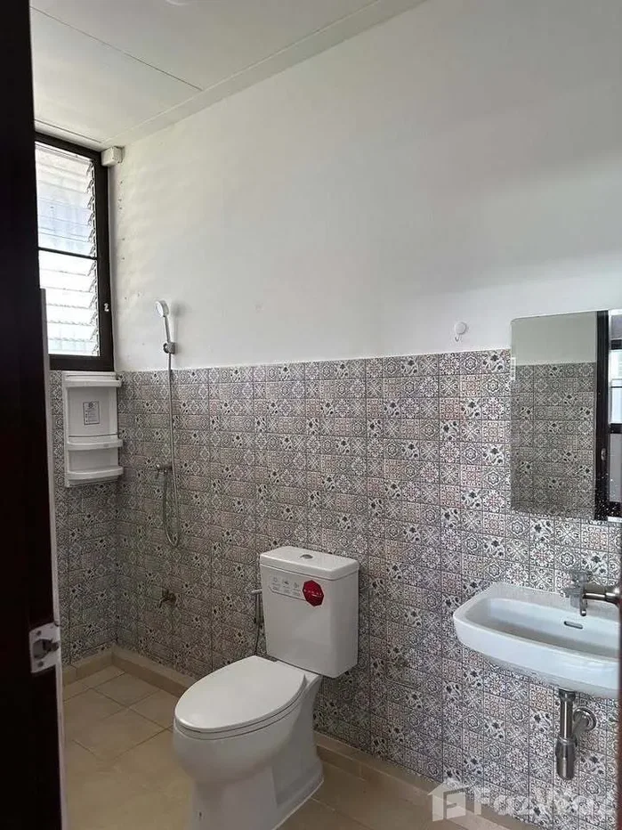 รูป บ้านเดี่ยวให้เช่า 5 ห้องนอน ใน บางจาก, กรุงเทพมหานคร 6115712 - รูปที่ 10/12