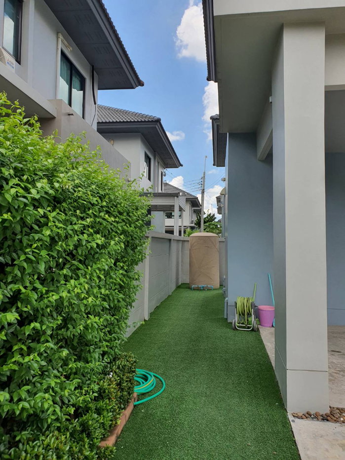 รูป ให้เช่าบ้านเดี่ยว ไลฟ์ บางกอก บูเลอวาร์ด รามอินทรา 65 (53 ตร.ว.) 4 นอน 3 น้ำ แปลงหน้าสวน พร้อมอยู่ - รูปที่ 17/56