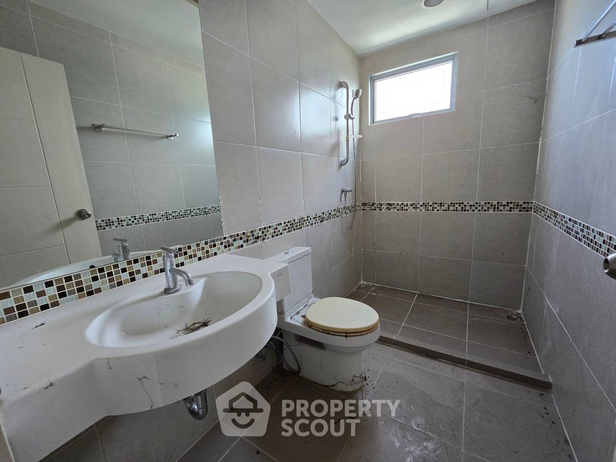 picture 1-BR 42 Sqm On 16th Floor At Centric Ratchada-Suthisan Near MRT Sutthisan (60m) (ID 2734277) - 8/8