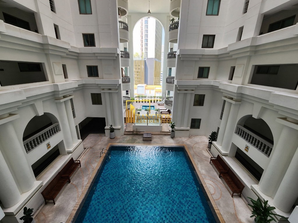 picture Royal Castle | Expansive 3 Bedroom Condo With Large Terrace - BR2842CD - 26/36