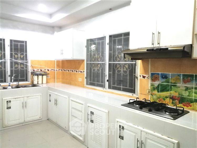 รูป บ้าน 5 ห้องนอน สำหรับขาย โซนพิมนรัตน์ บางบัวทอง นนทบุรี รองรับสัตว์เลี้ยง (ID 2732106) - รูปที่ 9/14