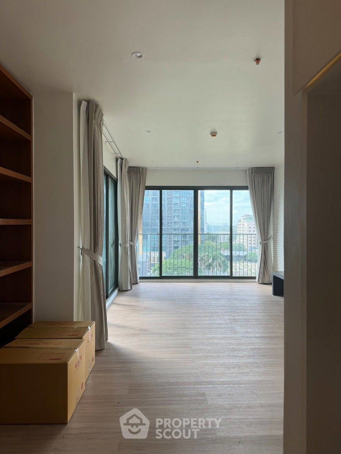 รูป คอนโด 1 ห้องนอน 70 ตร.ม. สำหรับขาย ใน โนเบิล โซโล ใกล้ทองหล่อ (ID 2734325) - รูปที่ 3/7