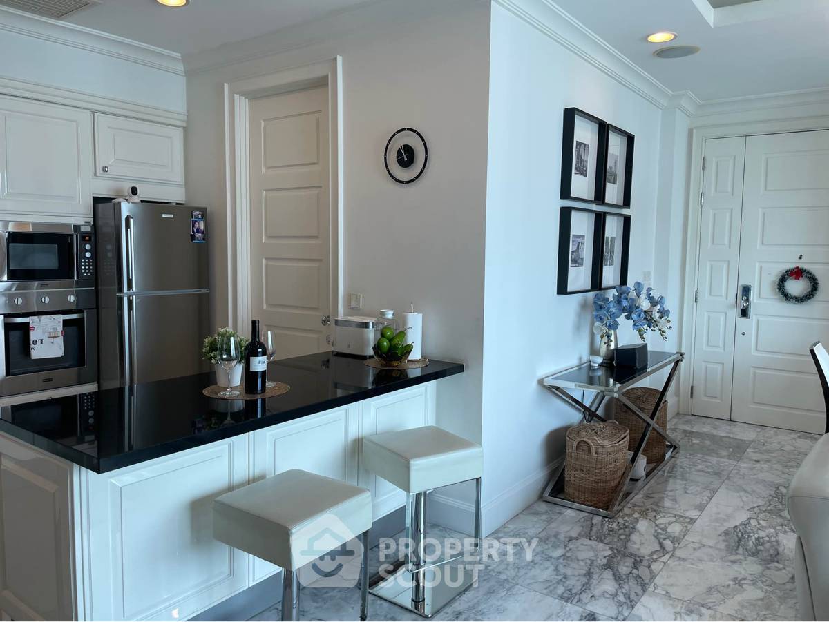 รูป คอนโด 4 ห้องนอน Royce Private Residences ใกล้ MRT สุขุมวิท (ID 2738475) - รูปที่ 3/13