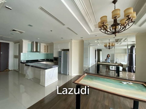 149 sqm condo on 20th floor at The Lakes Khlong Toei Bangkok