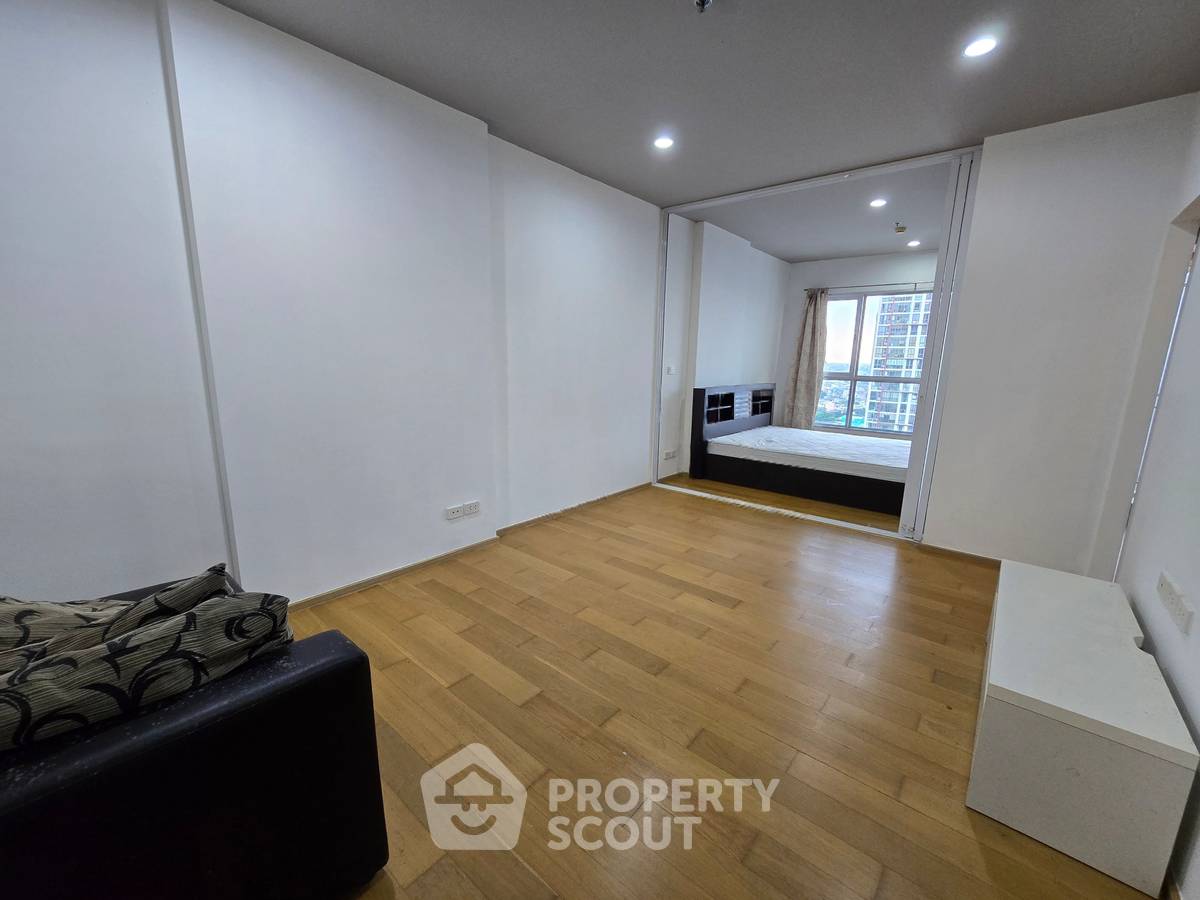 รูป ราคาดี คอนโดหนึ่งห้องนอน Hive Sathorn ใกล้ BTS กรุงธนบุรี 90 เมตร (ID 2735944) - รูปที่ 3/12