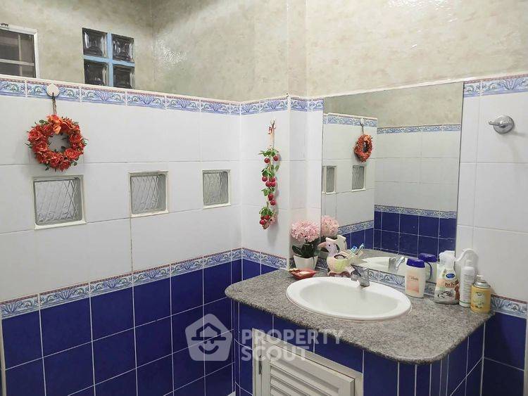 รูป บ้าน 5 ห้องนอน สำหรับขาย โซนพิมนรัตน์ บางบัวทอง นนทบุรี รองรับสัตว์เลี้ยง (ID 2732106) - รูปที่ 11/14