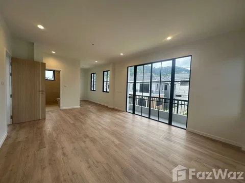 3 Bedroom House for rent at Crown Estate Dulwich Road 5629576