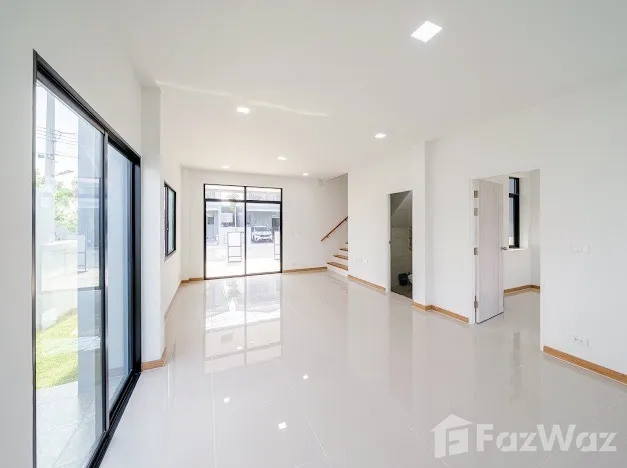 รูป ขาย บ้านเดี่ยว 4 ห้องนอน ในโครงการ พาร์ควิว เลียบวารี 21 5764100 - รูปที่ 9/14