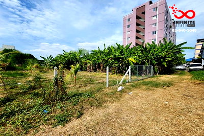 ขายที่ดิน : ขายที่ดิน ต่ำกว่าราคาประเมิน 294 ตร.ว. ซอยพหลโยธิน 48 บางเขน แปลงสวย ใกล้รถไฟฟ้า