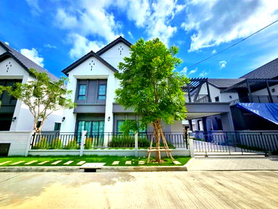 บ้านเดี่ยวให้เช่า : เช่าบ้าน Centro Bangna Phase 2/เซนโทร บางนา เฟส 2 (HR6811018)  ID Line : @baan88