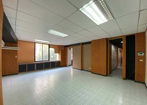 LTH5309 – Office Space FOR SALE in Onnut size 280 Sq.M. nearby BTS Onnut Station ONLY 14 MB