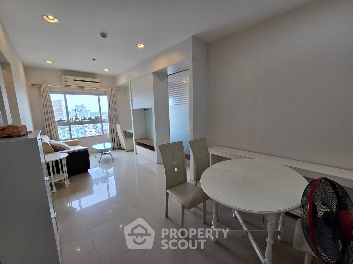 รูป คอนโด 1 ห้องนอน ชั้น 20 ขนาด 48 ตร.ม. Q House Sathon ใกล้ BTS กรุงธนบุรี 100 ม. (ID 2733893) - รูปที่ 3/17