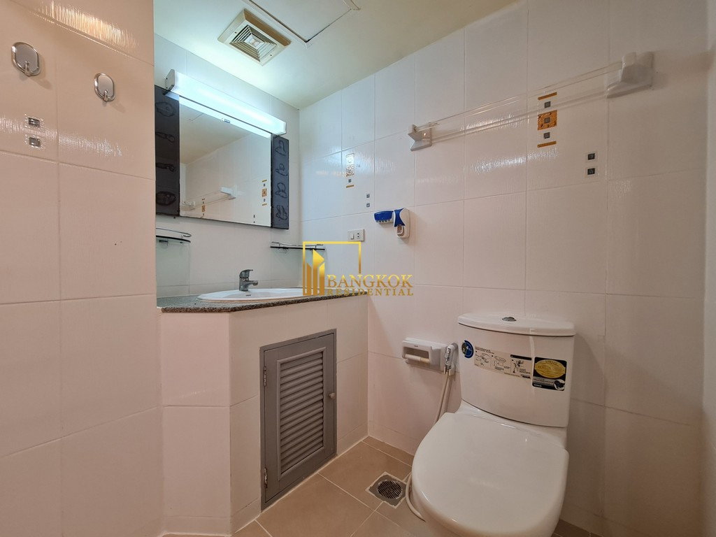 picture Royal Castle | Expansive 3 Bedroom Condo With Large Terrace - BR2842CD - 15/36