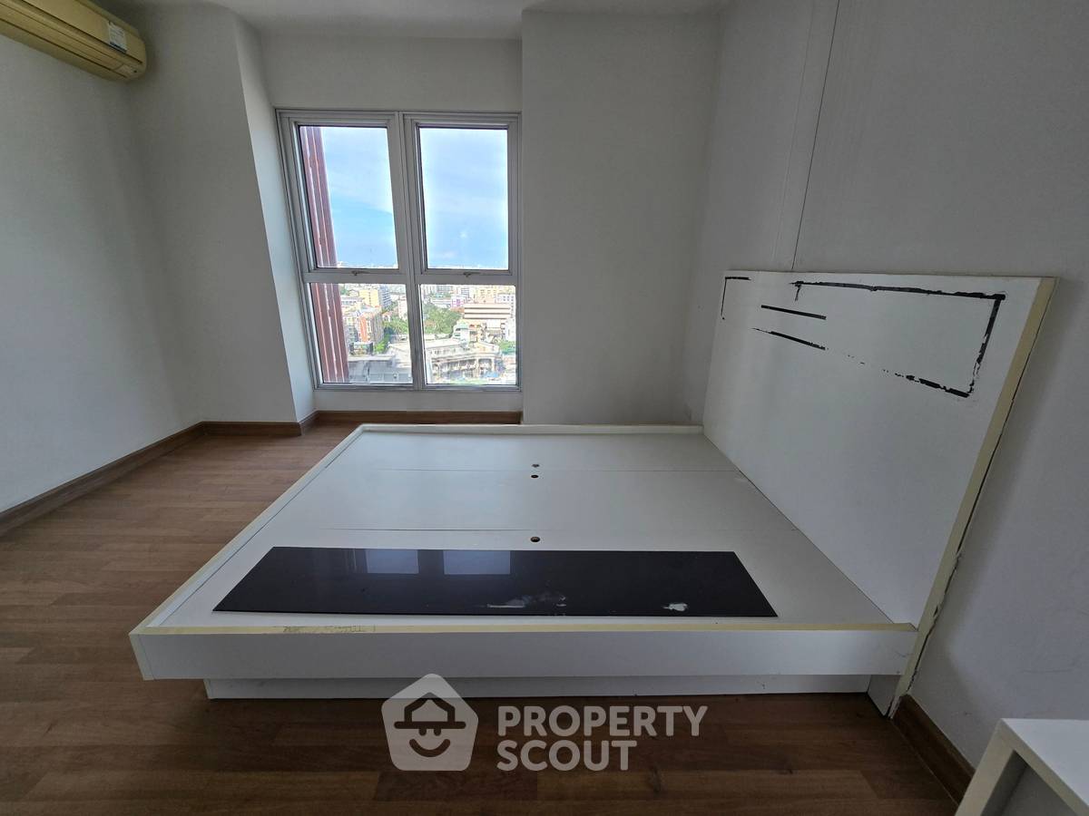 picture 1-BR 42 Sqm On 16th Floor At Centric Ratchada-Suthisan Near MRT Sutthisan (60m) (ID 2734277) - 4/8