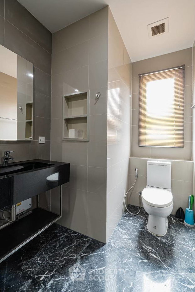รูป คอนโด 1 ห้องนอน 43 ตร.ม. ที่ The Edge Sukhumvit 23 ใกล้ MRT สุขุมวิท 200 ม. (ID 2738829) - รูปที่ 12/13
