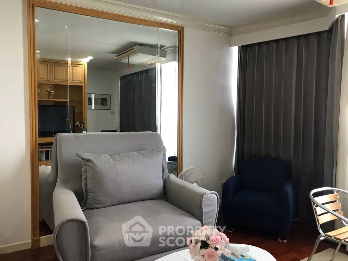 picture High-Floor 1-BR 42 Sqm For Sale, President Place, Near BTS Chit Lom 200m (ID 2745973) - 2/12