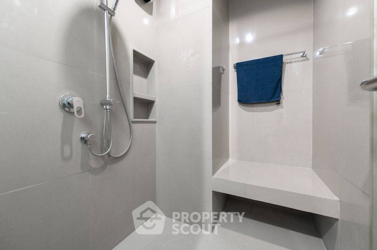 รูป คอนโด 1 ห้องนอน Rhythm Sukhumvit 42 ใกล้ BTS เอกมัย 200 ม. (ID 2265303) - รูปที่ 11/18