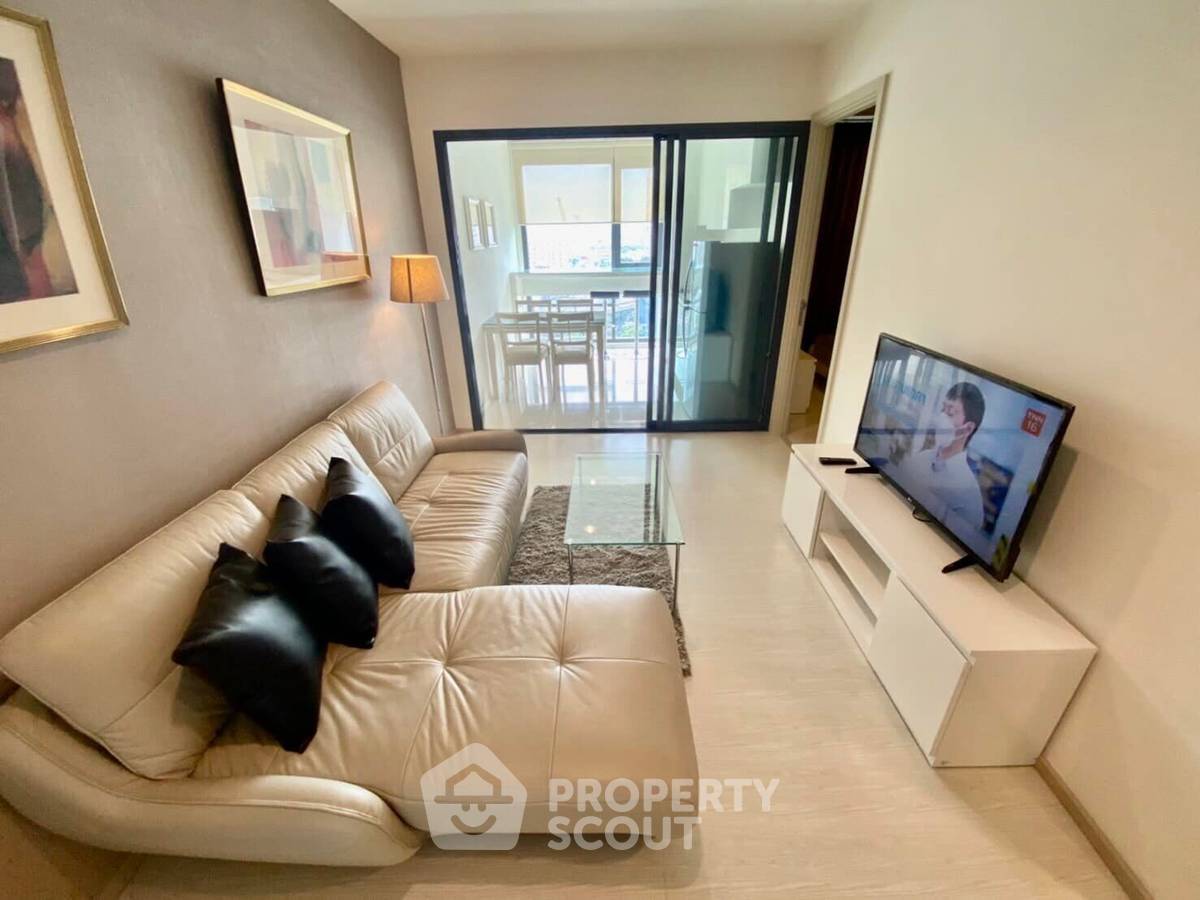 รูป ใกล้ BTS เอกมัย เพียง 200 ม. | คอนโด 1 ห้องนอน Rhythm Sukhumvit 42 (ID 2744052) - รูปที่ 3/8