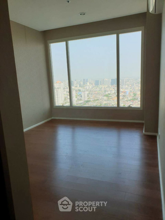 รูป ห้อง 3 ห้องนอน ชั้น 30 Menam Residences ขาย (ID 2734276) - รูปที่ 3/6
