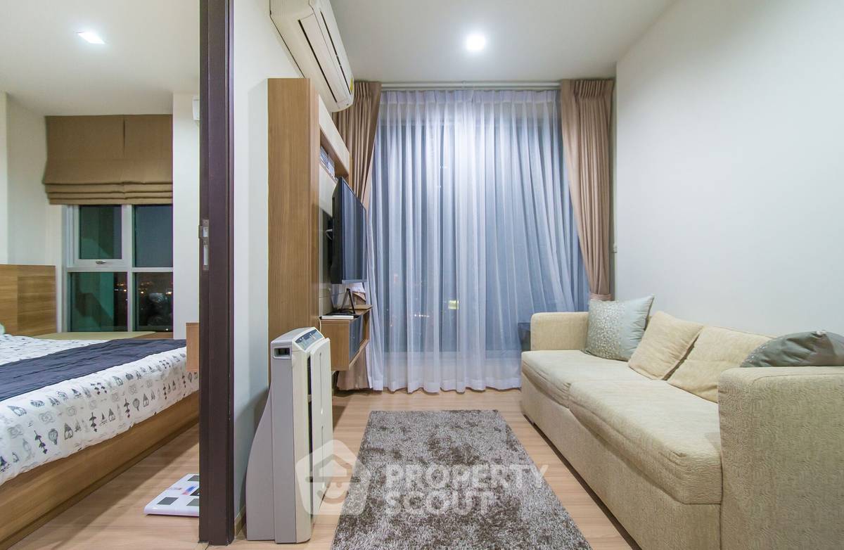 รูป คอนโด 1 ห้องนอน ชั้น 24 Rhythm Sathorn ใกล้ BTS สะพานตากสิน 300 ม. (ID 391698) - รูปที่ 2/5