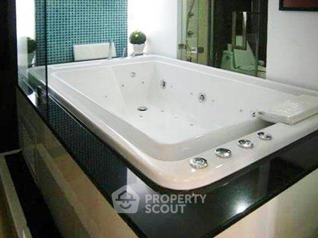 รูป คอนโด 1 ห้องนอน 141 ตร.ม. ชั้น 15 ที่ Las Colinas ใกล้ BTS อโศก 100 ม. (ID 2738385) - รูปที่ 10/14