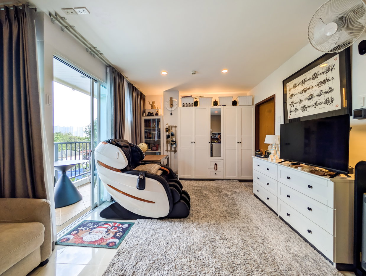 รูป For Sale Diamond Suites Studio on Thappraya Road Pattaya - รูปที่ 1/12