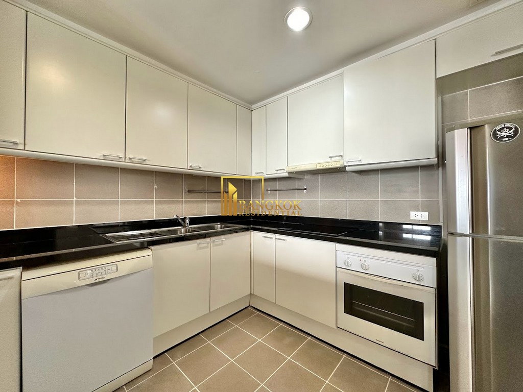 picture Nondzee Condominium | Spacious 3 Bed Duplex Condo in Sathorn - BR14605CD - 8/46