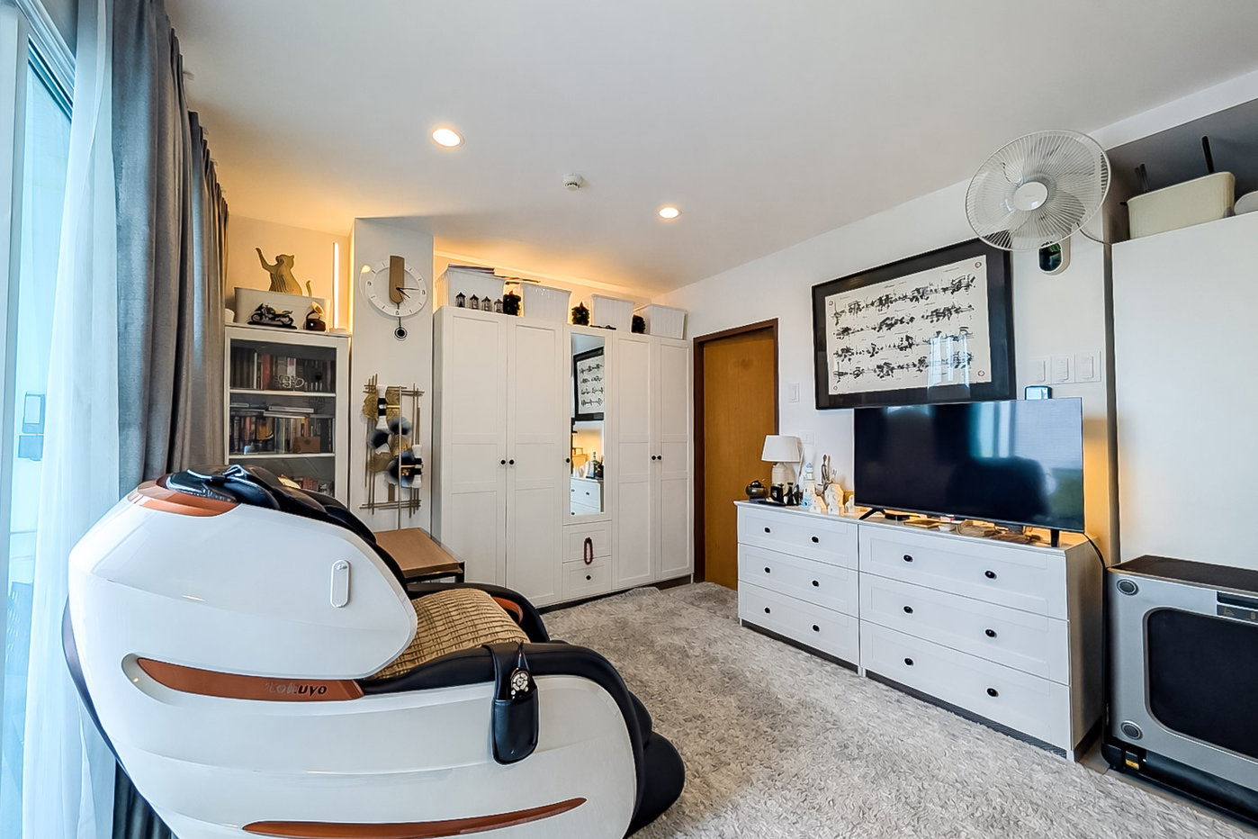 รูป For Sale Diamond Suites Studio on Thappraya Road Pattaya - รูปที่ 3/12