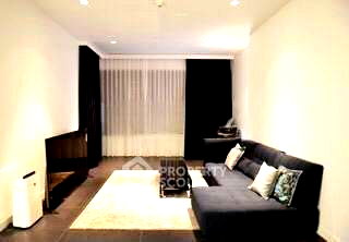 Condos for sale : Well-Priced 2-BR Condo 185 Rajadamri, 400m to BTS Ratchadamri (ID 2744615)