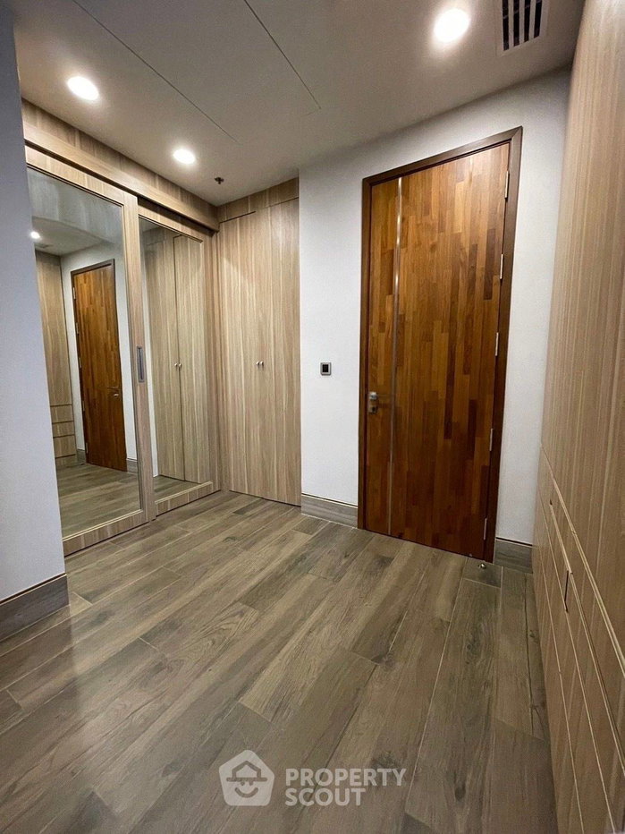 picture 4-BR 300 Sqm 36th-Floor Sale At The Esse At Singha Complex Near MRT Phetchaburi (ID 2740329) - 20/28