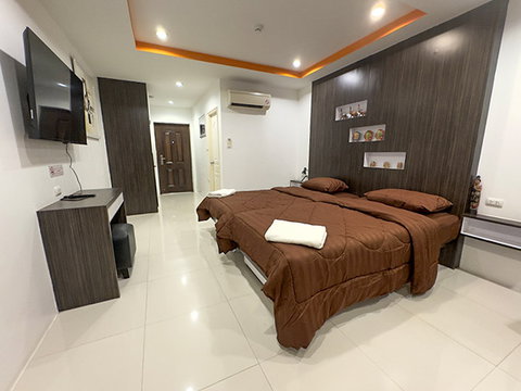 1 Bed Condo for Rent at New Nordic Suite 3 in Pratumnak Hill