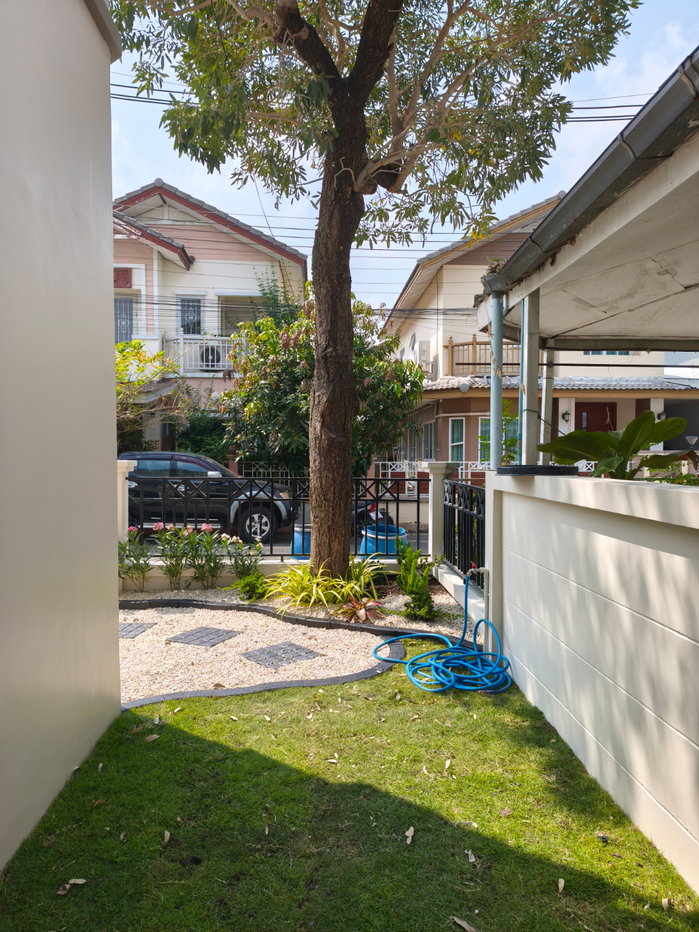 picture Fully Renovated & Extended Home – Move-in Ready! (On 148 Square meter Land) - 3/19