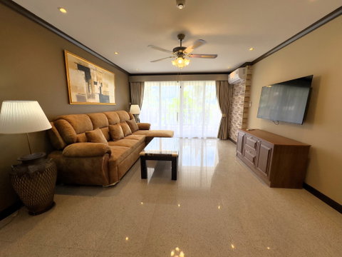 2 Bed Condo for Rent at Royal Hill Resort in Thappraya Pattaya