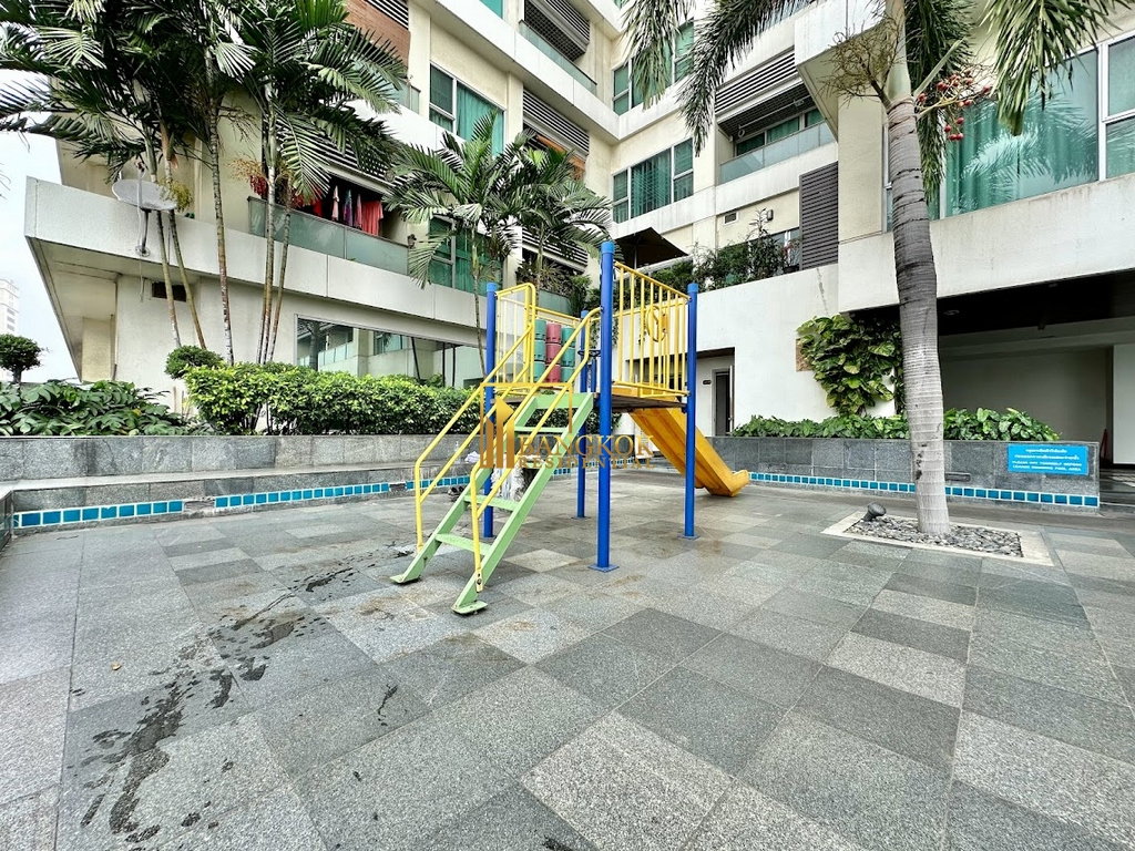 picture Nondzee Condominium | Spacious 3 Bed Duplex Condo in Sathorn - BR14605CD - 38/46