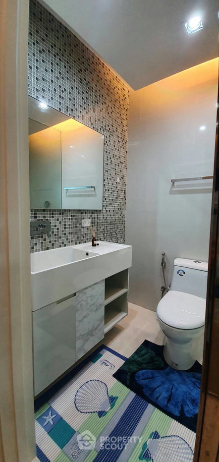 รูป คอนโด 1 ห้องนอน The Room สุขุมวิท 21 ใกล้ MRT สุขุมวิท (ID 2742924) - รูปที่ 17/18
