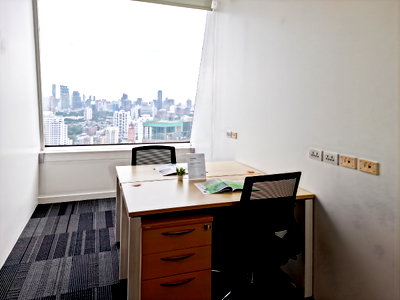 Office for rent DONKI Mall Thonglor   : Private office space tailored to your business’ unique needs in Regus Interchange 21