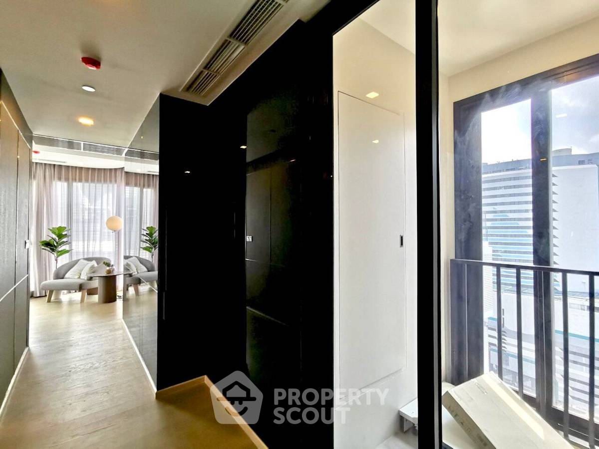 picture 2-BR Condo At Ashton Asoke, High-Floor Near MRT Sukhumvit (70m) (ID 2739582) - 5/6