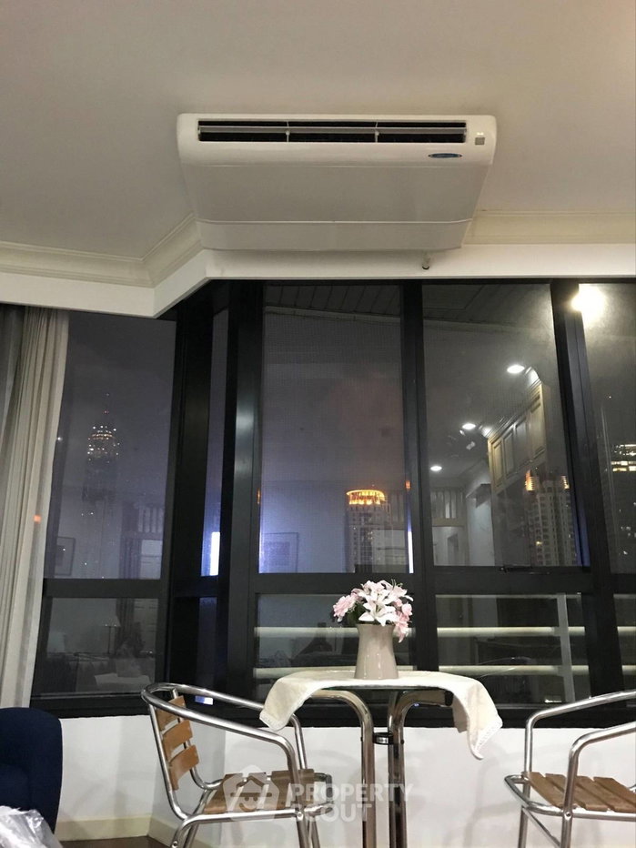picture Well-Priced 1-BR 42 Sqm President Place, 15th Floor Near BTS Chit Lom (200m) (ID 2745973) - 11/12