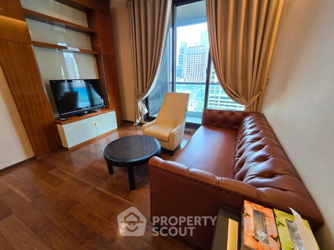 2-BR 70 Sqm Condo At The Address Sukhumvit 28, 300m To BTS Phrom Phong (ID 2742916)