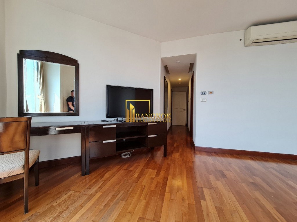 รูป All Seasons Mansion | Elegant 3 Bedroom Condo in Phloenchit - BR4167CD - รูปที่ 20/43