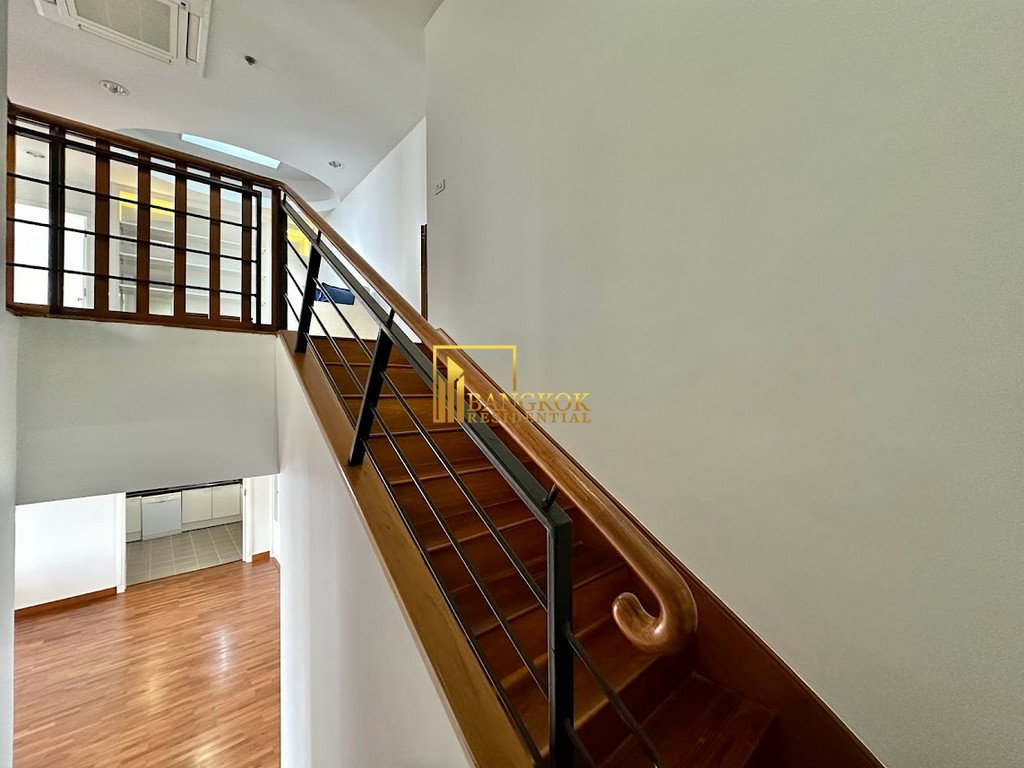 picture Nondzee Condominium | Spacious 3 Bed Duplex Condo in Sathorn - BR14605CD - 13/46