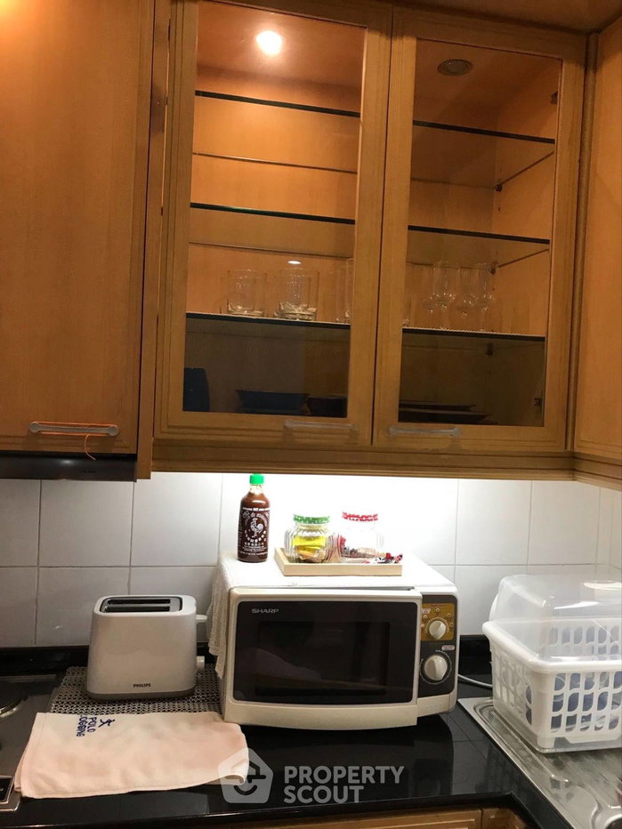 picture Well-Priced 1-BR 42 Sqm President Place, 15th Floor Near BTS Chit Lom (200m) (ID 2745973) - 9/12