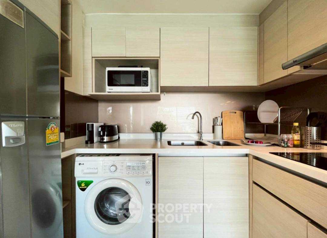 รูป คอนโด 2 ห้องนอน ใกล้ BTS ทองหล่อ 400 ม. โครงการ Socio Reference 61 (ชั้น 2) (ID 2365418) - รูปที่ 9/20