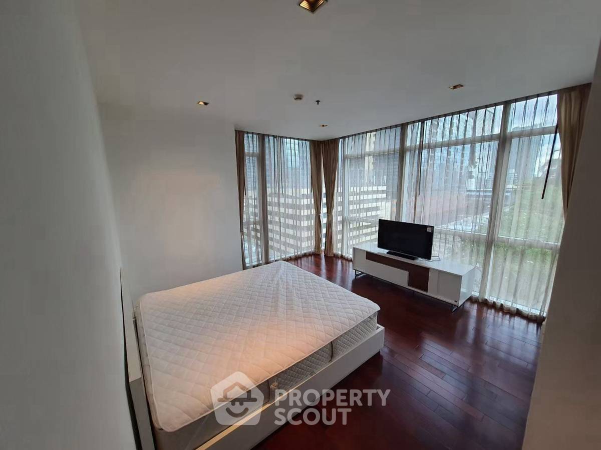 รูป คอนโด 3 ห้องนอน 189 ตร.ม. Athenee Residence ใกล้ BTS เพลินจิต 200 ม. (ID 2418085) - รูปที่ 6/11