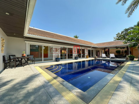 Pool Villa for Rent in Pattaya | Sedona Villas 1 | 3 Beds | Near Mabprachan
