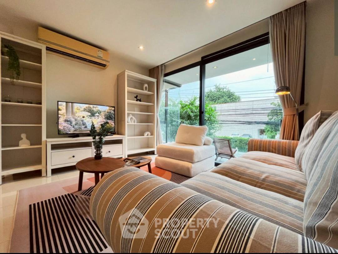 รูป คอนโด 2 ห้องนอน ใกล้ BTS ทองหล่อ 400 ม. โครงการ Socio Reference 61 (ชั้น 2) (ID 2365418) - รูปที่ 2/20