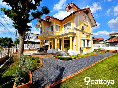 บ้านเดี่ยว ดิ เอ็มควอเทียร์ : ขาย | บ้านรีโนเวทใหม่พร้อมสวน – North Pattaya