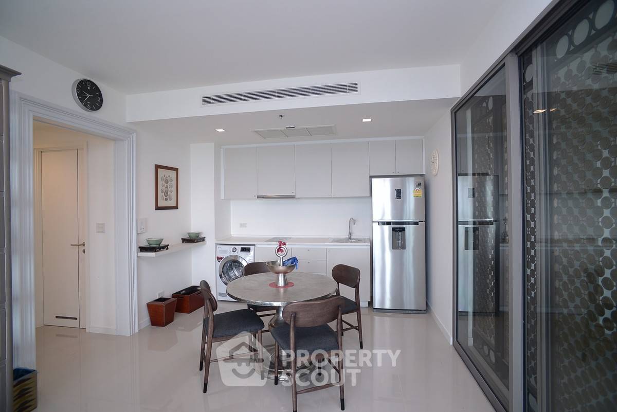 picture 2-BR Condo For Rent, Star View, High-Floor 46th, Phra Ram 3 (ID 2380417) - 7/9